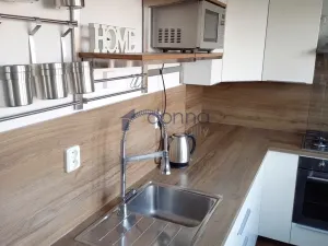 Pronájem bytu 2+1, Praha, Nad alejí, 54 m2