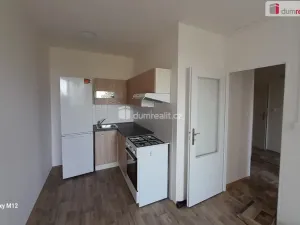 Pronájem bytu 2+kk, Praha - Kobylisy, Mirovická, 43 m2