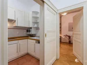 Prodej bytu 2+kk, Praha - Josefov, Maiselova, 97 m2