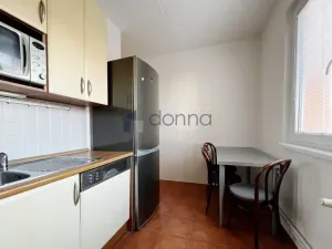 Pronájem bytu 2+1, Praha, Počernická, 57 m2