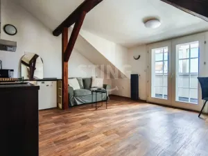 Pronájem bytu 1+kk, Jihlava, Husova, 40 m2