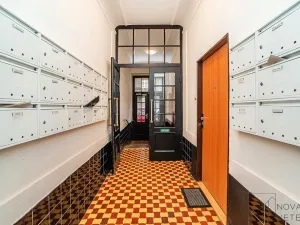 Pronájem bytu 2+kk, Praha - Žižkov, Žerotínova, 47 m2