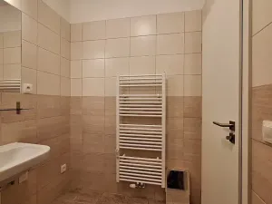 Pronájem bytu 2+1, Praha - Smíchov, Podbělohorská, 41 m2