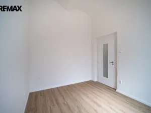 Pronájem bytu 2+kk, Praha - Libeň, Novákových, 44 m2