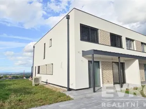 Pronájem rodinného domu, Červené Pečky, Hrabáňova, 210 m2