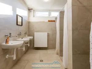 Pronájem atypického bytu, Hrušovany nad Jevišovkou, Cukrovarská, 10 m2