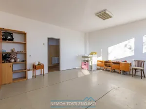 Pronájem atypického bytu, Hrušovany nad Jevišovkou, Cukrovarská, 10 m2