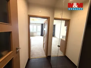 Prodej bytu 1+kk, Ostrava - Poruba, náměstí Václava Vacka, 30 m2