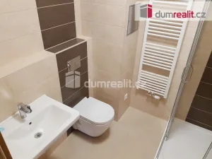 Pronájem bytu 2+kk, Milovice - Mladá, Zátopkova, 50 m2