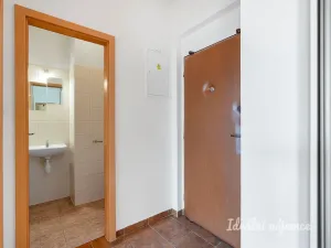 Pronájem bytu 2+kk, Praha - Letňany, Malkovského, 52 m2