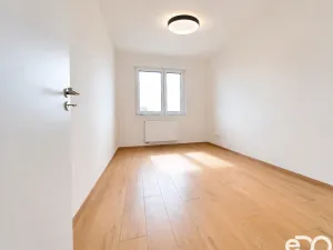 Pronájem bytu 2+kk, Praha, Strančická, 49 m2