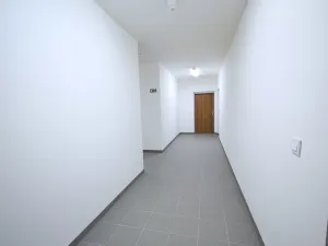 Pronájem bytu 2+kk, Praha, Strančická, 49 m2