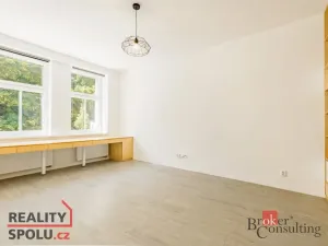 Pronájem bytu 2+1, Liberec - Liberec I-Staré Město, Sokolská, 74 m2