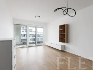 Pronájem bytu 3+kk, Praha - Hloubětín, Poděbradská, 86 m2