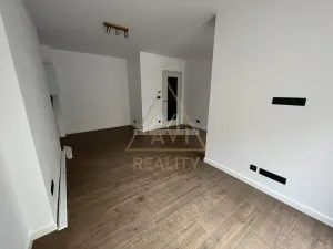 Pronájem bytu 2+kk, Praha - Libeň, Andrštova, 58 m2