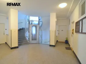 Pronájem bytu 2+1, Praha - Libeň, Pivovarnická, 78 m2