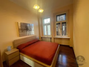 Pronájem bytu 2+kk, Praha - Žižkov, Blahníkova, 35 m2