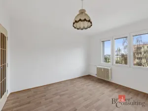 Prodej bytu 3+1, Plzeň - Doubravka, Družby, 63 m2