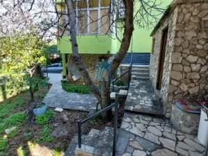 Prodej rodinného domu, Okrug Gornji,Chorvatsko, 200 m2