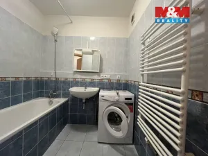 Pronájem bytu 1+kk, Zlín, Na Honech I, 30 m2