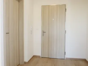 Pronájem bytu 1+kk, Praha - Záběhlice, Klapálkova, 43 m2