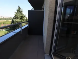 Pronájem bytu 1+kk, Praha - Záběhlice, Klapálkova, 43 m2