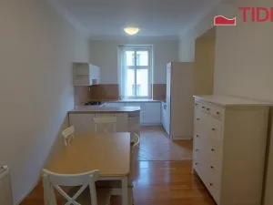 Pronájem bytu 2+1, Praha, Myslíkova, 70 m2
