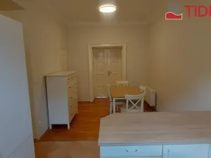 Pronájem bytu 2+1, Praha, Myslíkova, 70 m2