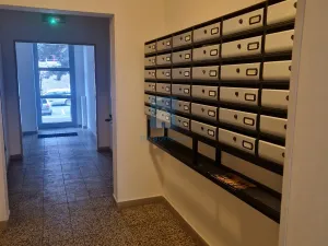 Pronájem bytu 2+kk, Praha, Zrzavého, 45 m2