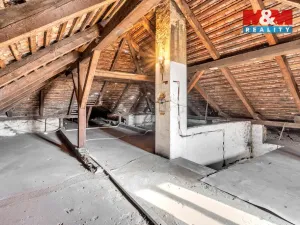 Prodej rodinného domu, Staré Jesenčany, 110 m2