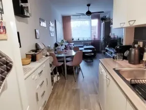 Pronájem bytu 2+kk, Praha - Hostivař, Kozmíkova, 46 m2