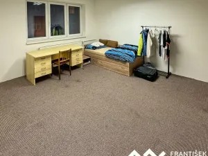 Pronájem bytu 3+kk, Brno, Valchařská, 69 m2