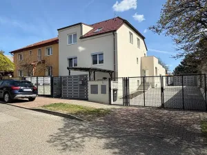 Prodej bytu 2+kk, Praha - Kyje, 68 m2