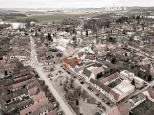 Prodej obchodního prostoru, Kardašova Řečice, nám. J. Hrubého, 550 m2