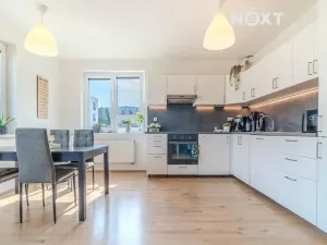 Prodej bytu 3+kk, Jince, Zborovská, 91 m2