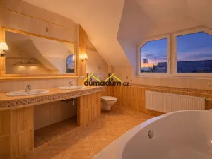 Prodej rodinného domu, Praha, Gallašova, 450 m2