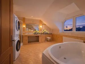 Prodej rodinného domu, Praha, Gallašova, 450 m2