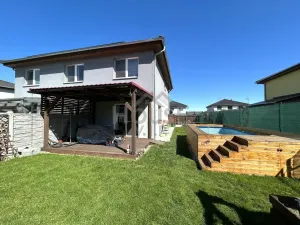 Prodej bytu 3+kk, Polerady, 85 m2