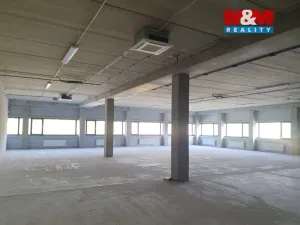 Pronájem kanceláře, Hradec Králové - Slezské Předměstí, Kovová, 365 m2