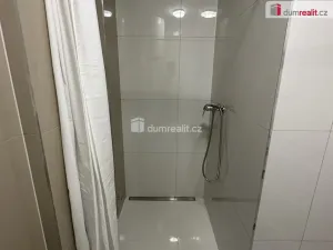 Pronájem atypického bytu, Praha - Běchovice, Podnikatelská, 14 m2