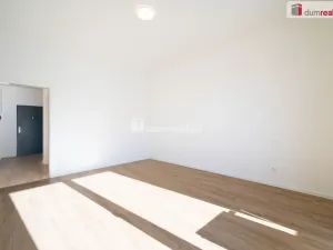 Pronájem bytu 2+kk, České Budějovice - České Budějovice 2, U Boru, 77 m2