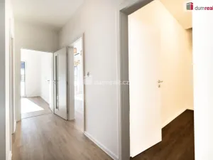 Pronájem bytu 2+kk, České Budějovice - České Budějovice 2, Branišovská, 77 m2