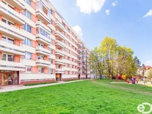 Pronájem bytu 2+1, Hradec Králové, Jungmannova, 65 m2