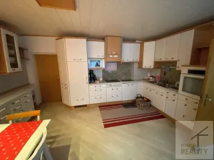 Prodej rodinného domu, Radenthein, Rakousko, 300 m2