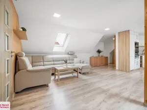 Prodej rodinného domu, Kolešov, 198 m2