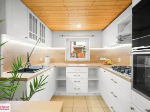 Prodej rodinného domu, Kolešov, 198 m2