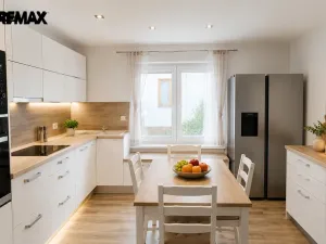 Prodej rodinného domu, Karlovy Vary - Stará Role, Slezská, 179 m2