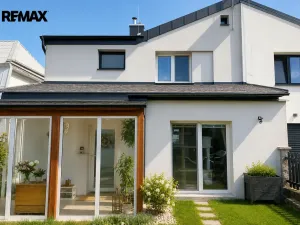 Prodej rodinného domu, Karlovy Vary - Stará Role, Slezská, 179 m2