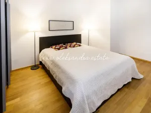 Pronájem bytu 2+kk, Praha - Karlín, Šaldova, 51 m2