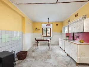 Prodej vícegeneračního domu, Chotiněves, 495 m2